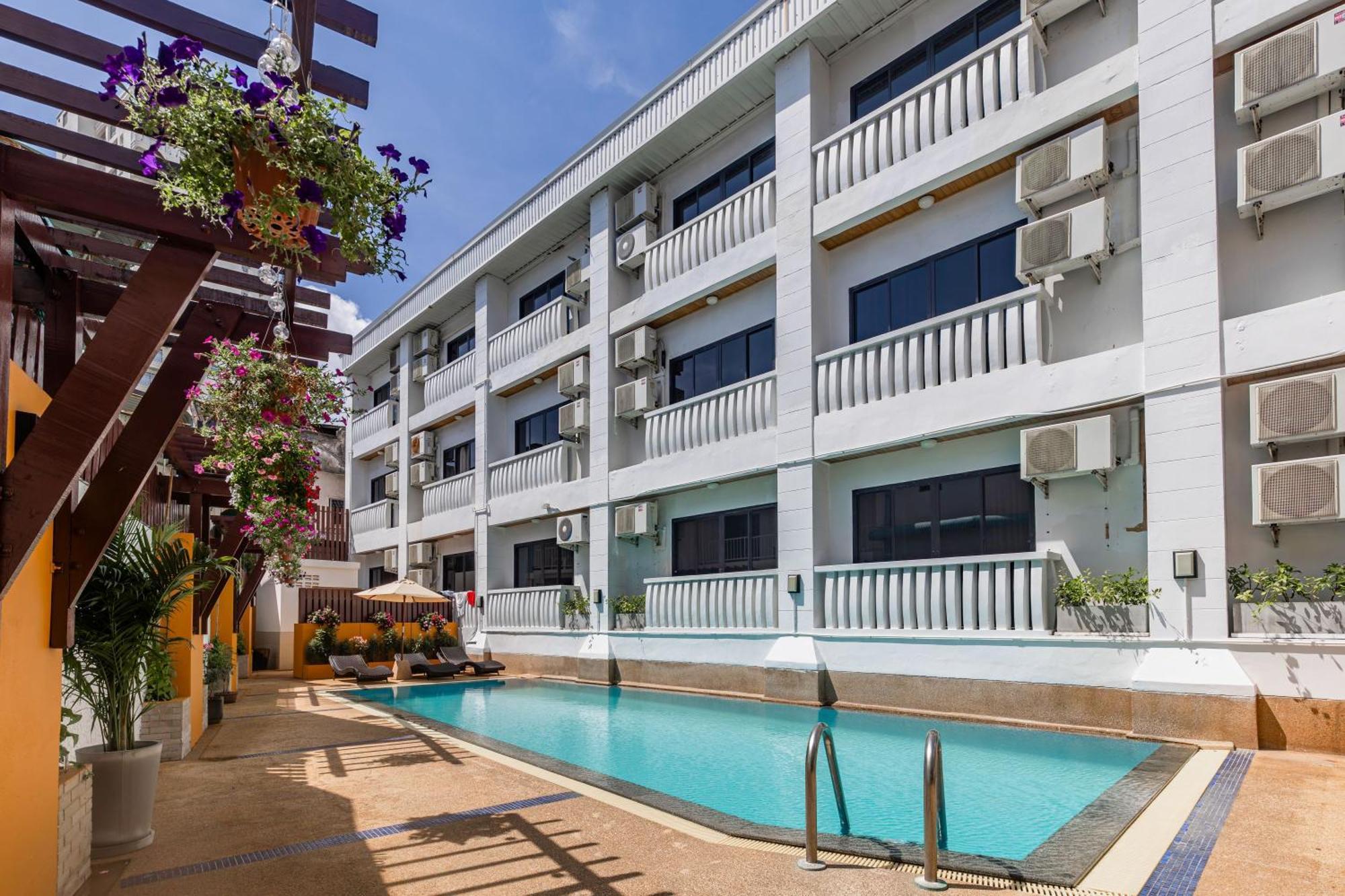 Rattana Beach Hotel Karon Luaran gambar