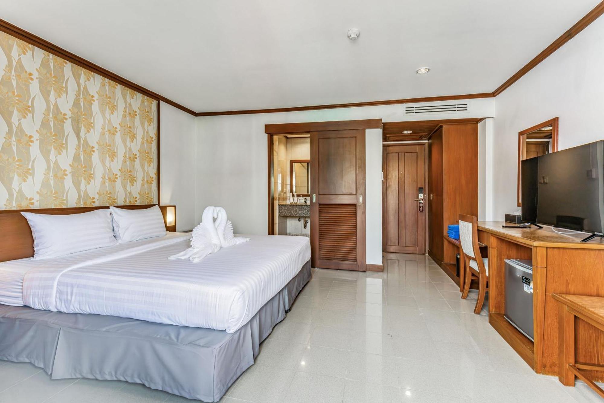Rattana Beach Hotel Karon Luaran gambar