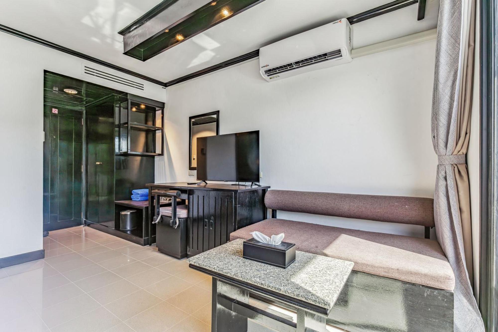 Rattana Beach Hotel Karon Bilik gambar
