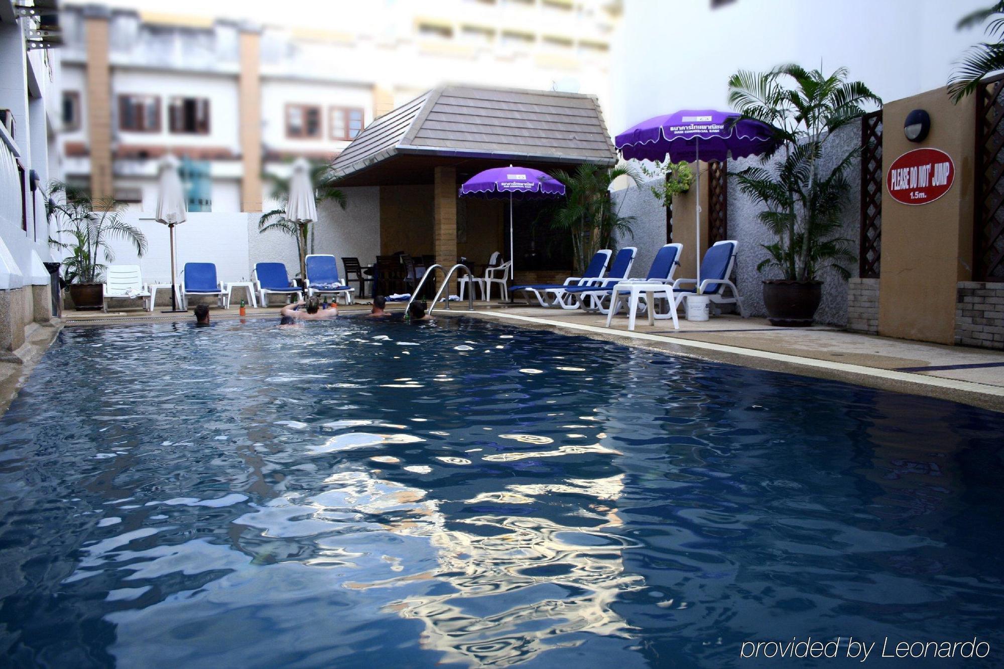 Rattana Beach Hotel Karon Luaran gambar