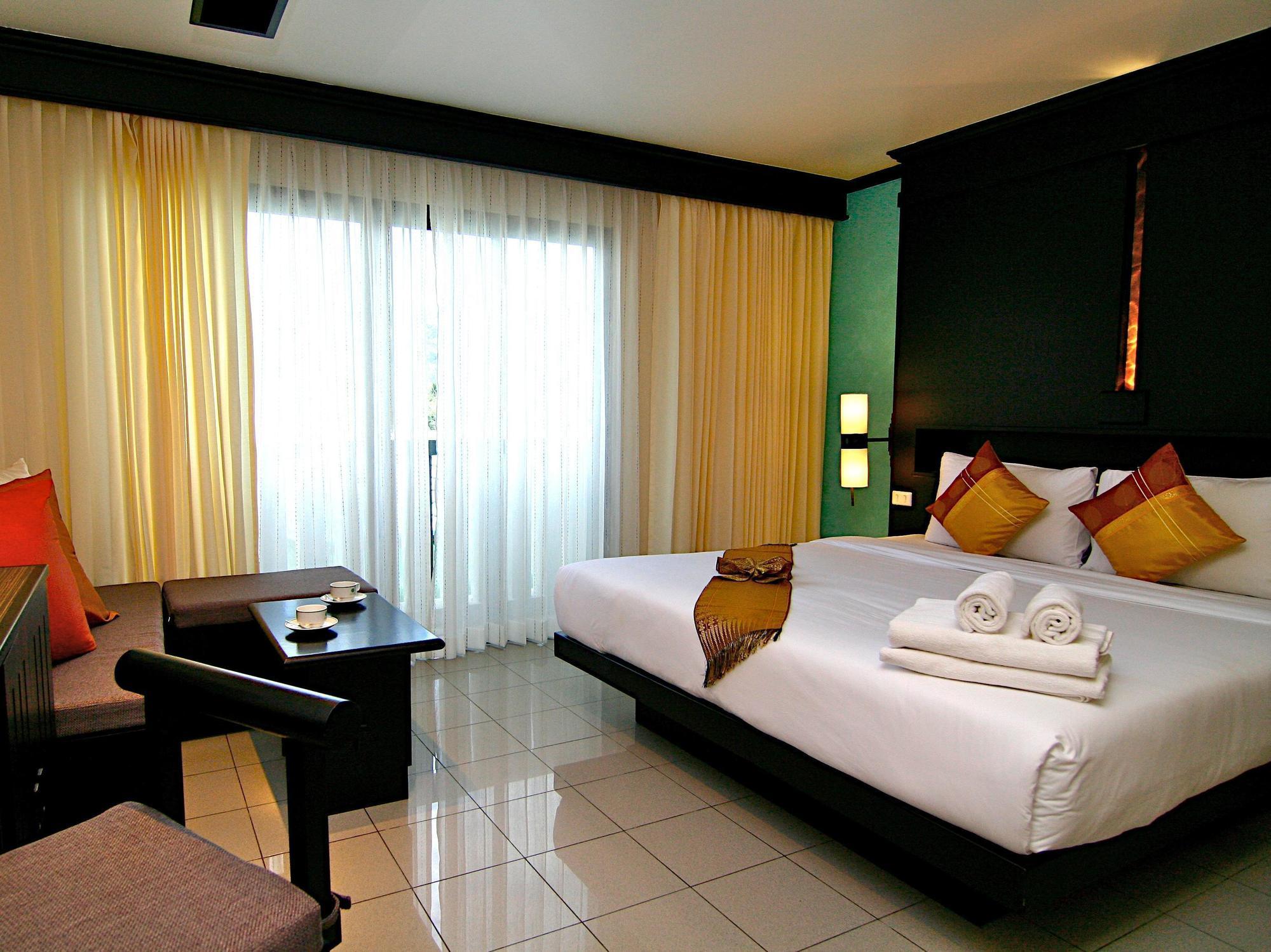Rattana Beach Hotel Karon Luaran gambar