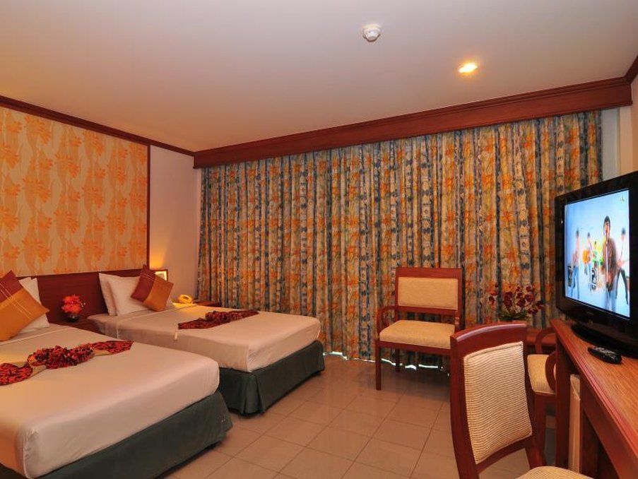 Rattana Beach Hotel Karon Luaran gambar